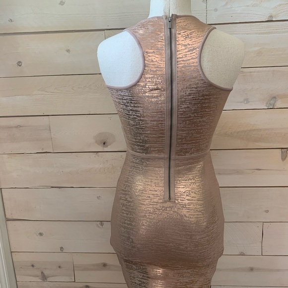 BCBG Gisela Criss Cross Foil Bodycon Dress sz S - Picture 8 of 11